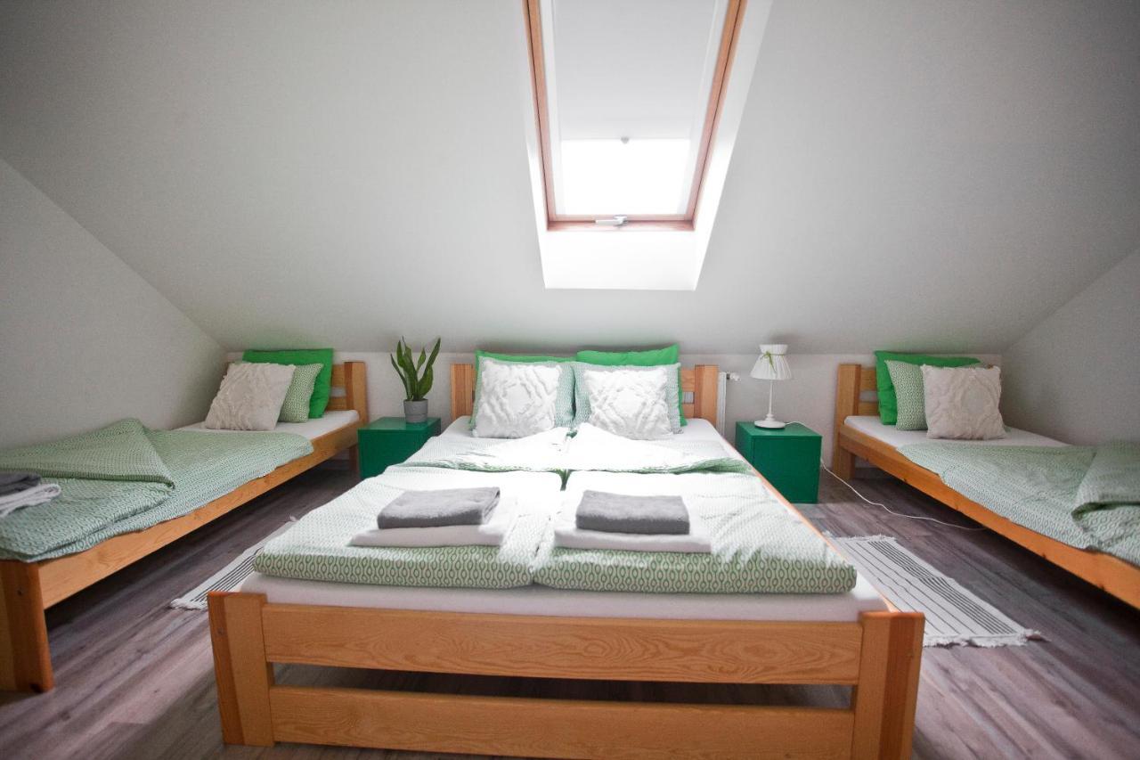 Hostel 33 ชาบีเนีย ภายนอก รูปภาพ